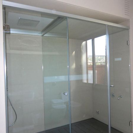 B&Beach Cagliari Guest House Стая снимка