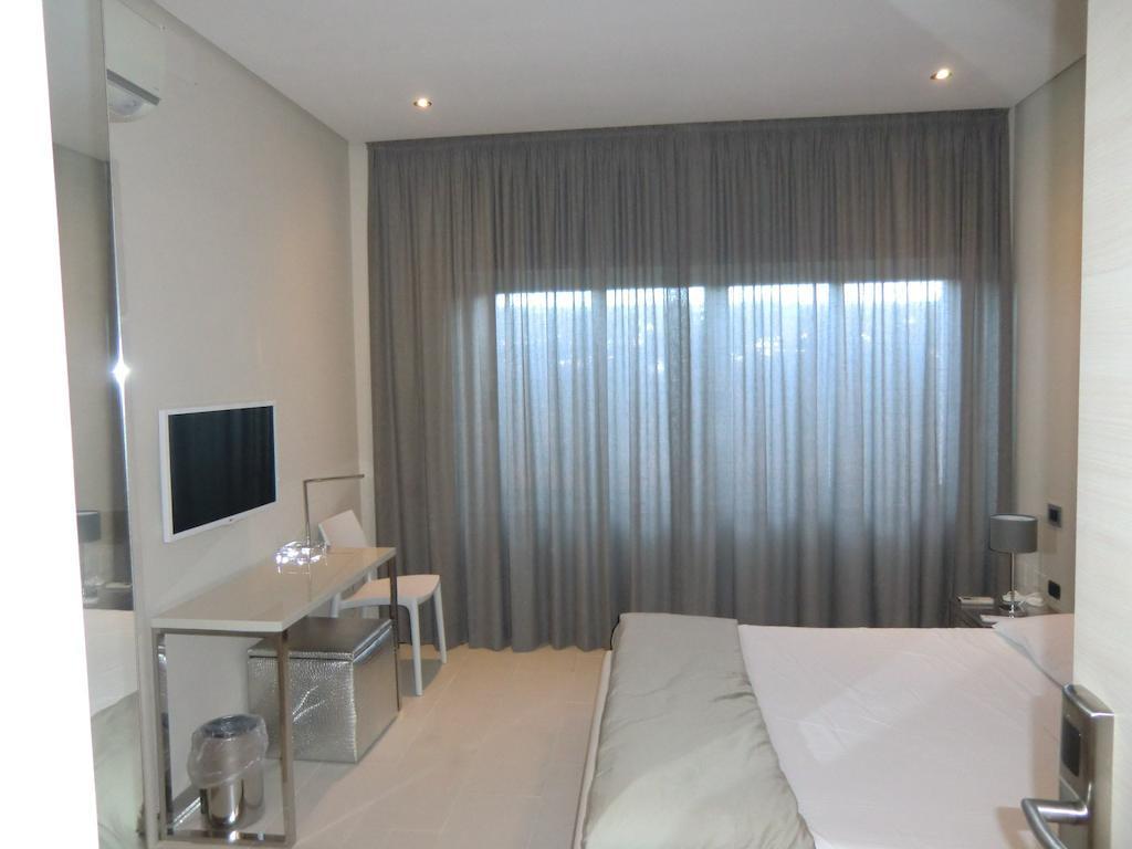 B&Beach Cagliari Guest House Екстериор снимка