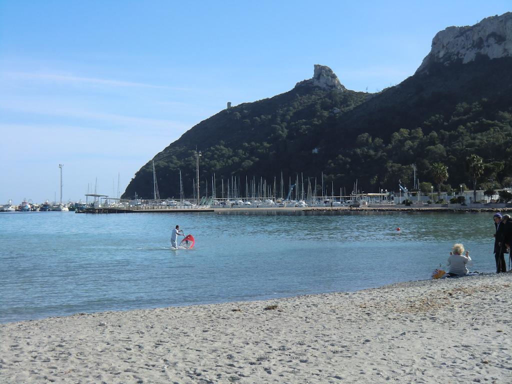 B&Beach Cagliari Guest House Екстериор снимка