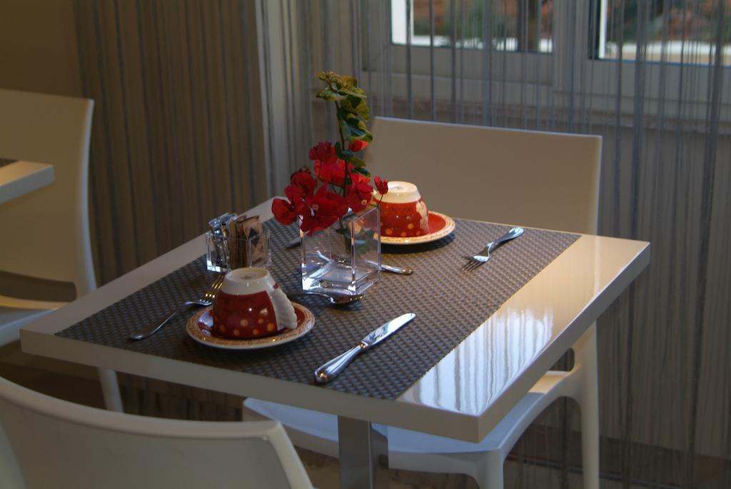 B&Beach Cagliari Guest House Екстериор снимка