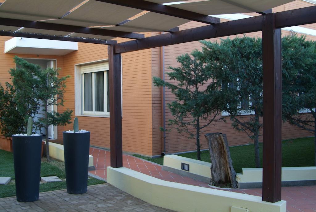 B&Beach Cagliari Guest House Екстериор снимка