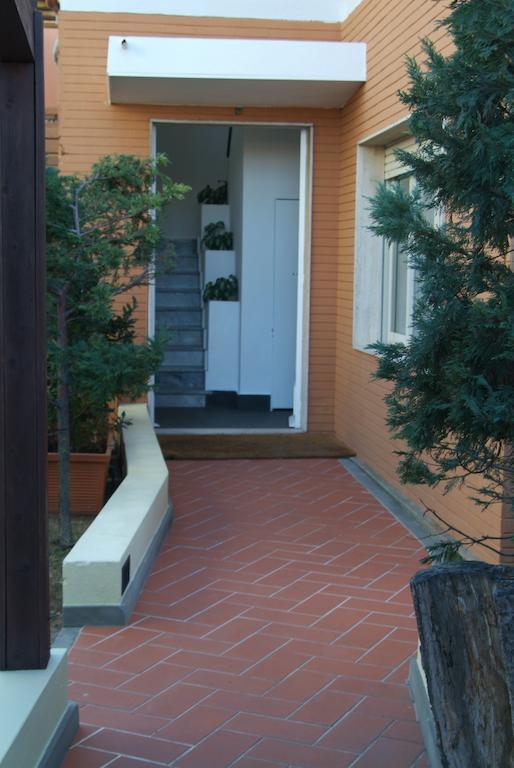 B&Beach Cagliari Guest House Екстериор снимка